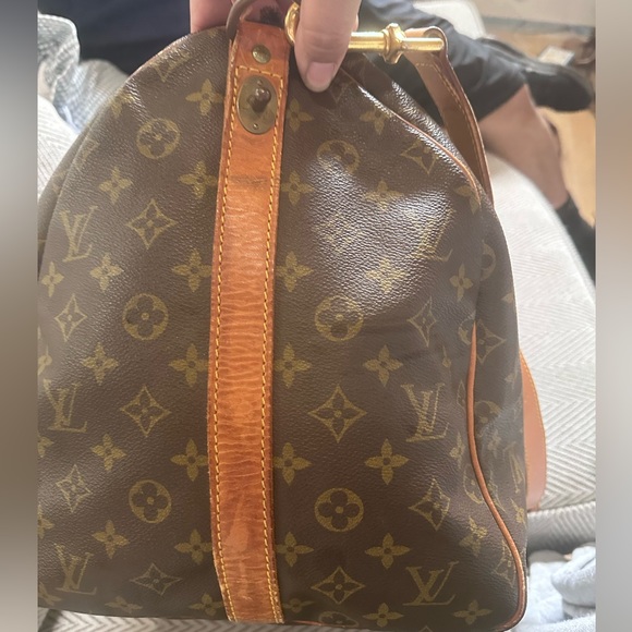 Louis Vuitton Bandolier 55 Authentic - Picture 4 of 16